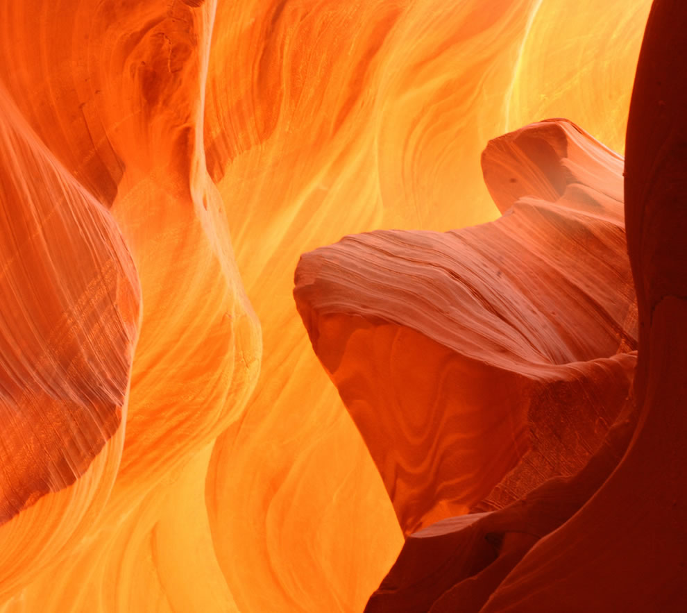 Fantastic-journey-through-Lower-Antelope-Canyon