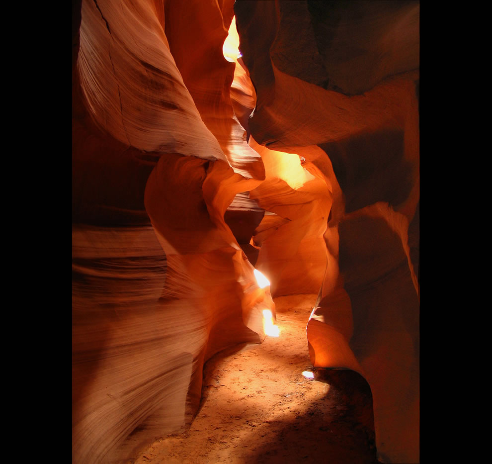 The-light-inside-Antelope-Canyon