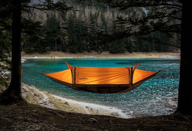 Flying Tent: sátor, függőágy és poncho egyben