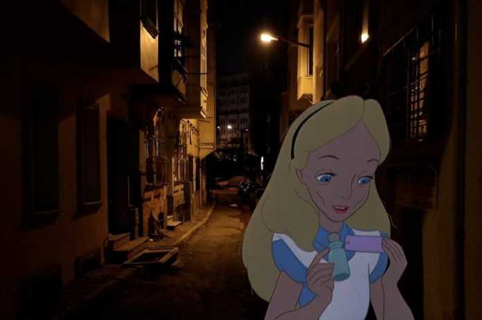 Disney-szereplők-a-mi-világunkban-Alice-csodaországban-696x462