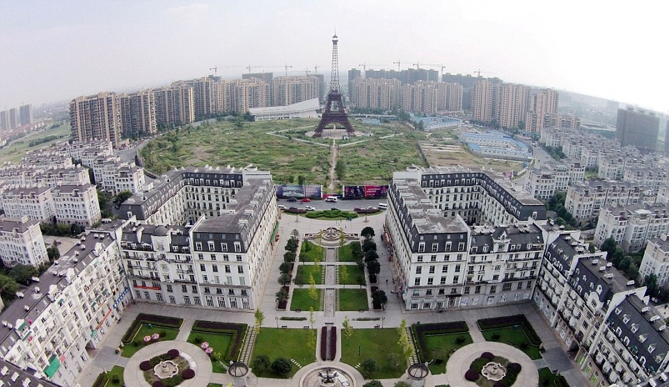 Újra megépült Párizs, de most Kínában