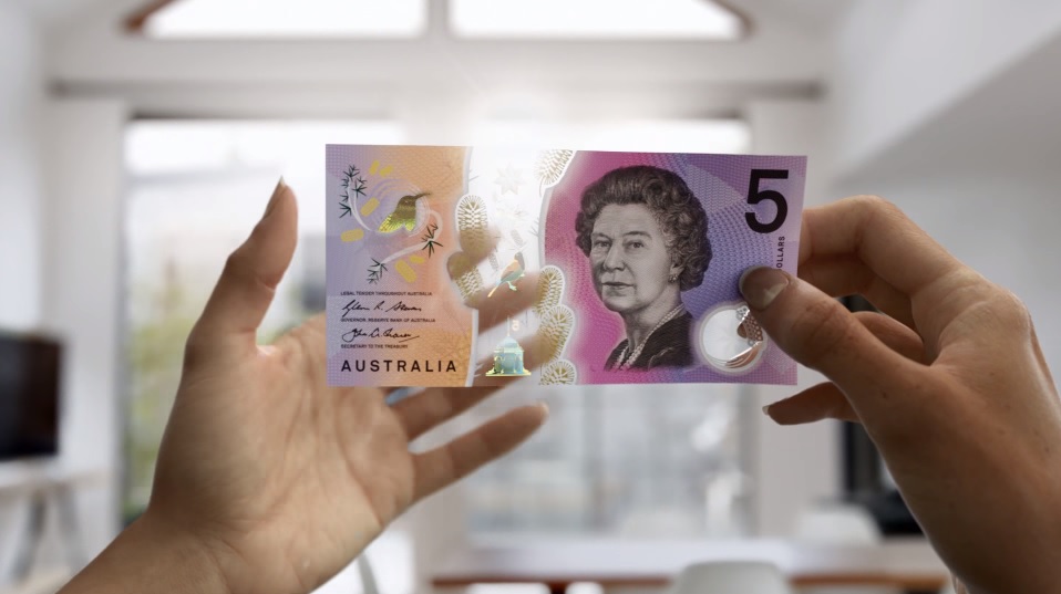 Az ausztráloknál megcsinálták a hamisíthatatlan pénzt
