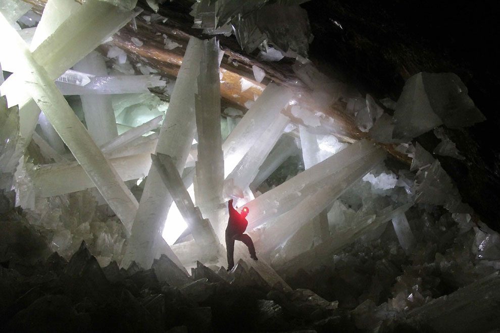 Lélegzetelállító kristálybarlang Mexikóban