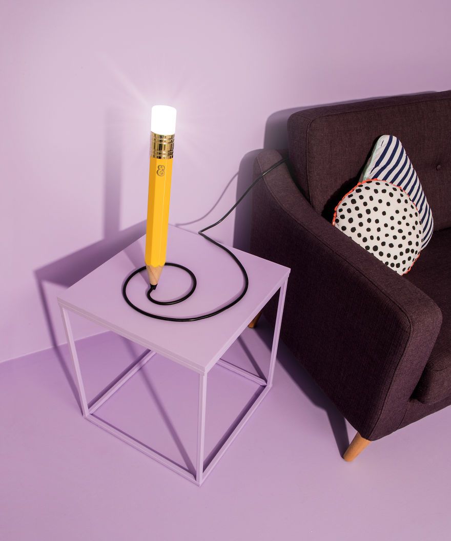 its-the-pencil-as-youve-never-seen-it-before-is-this-the-worlds-most-creative-lamp-57f49b5ab599f__880