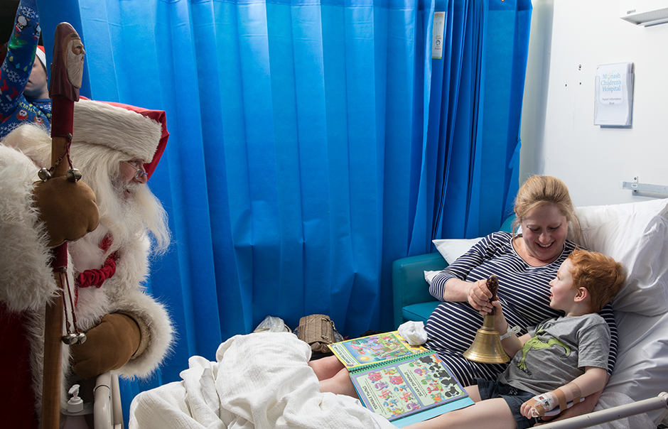 Photoshoppal ajándékozott varázslatos karácsonyt a beteg gyerekeknek