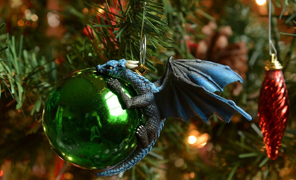Ha szereted a sárkányokat, ezeket a karácsonyi díszeket neked találták ki