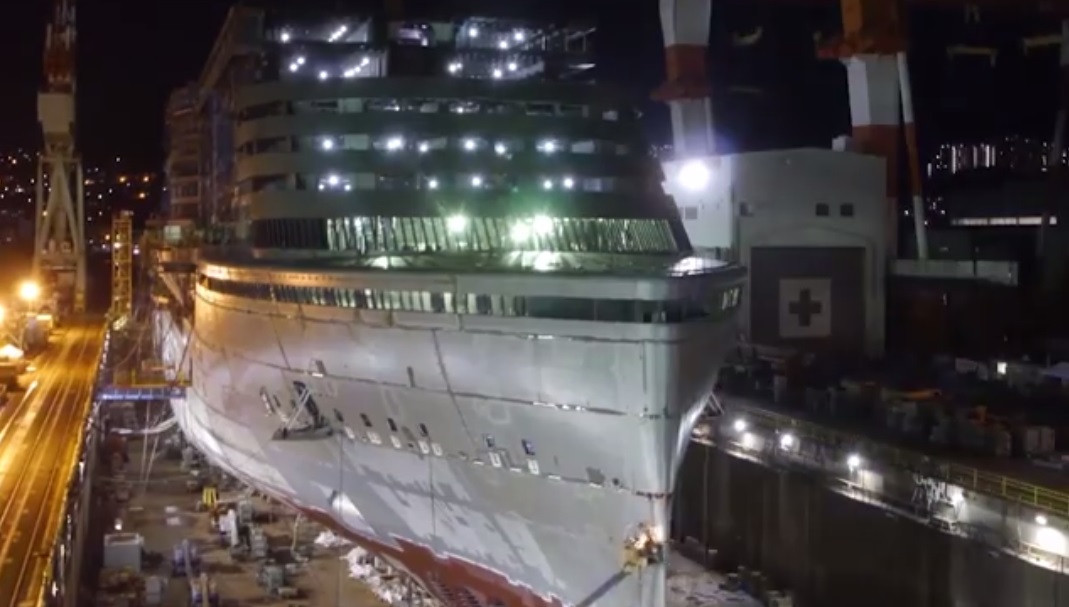 Timelapse-videó: így épül meg 3 percben a hatalmas luxushajó