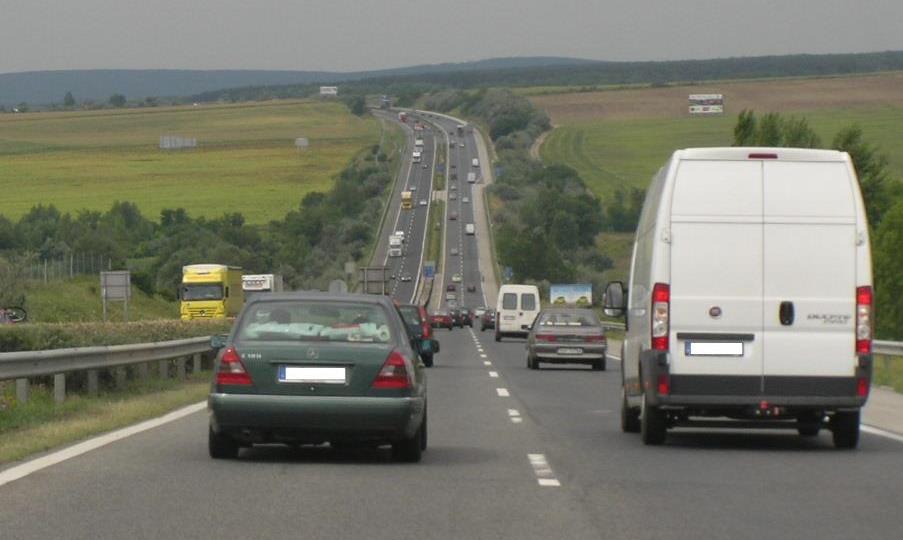 Az M1-es autópálya (fotó: Wikipedia.org)