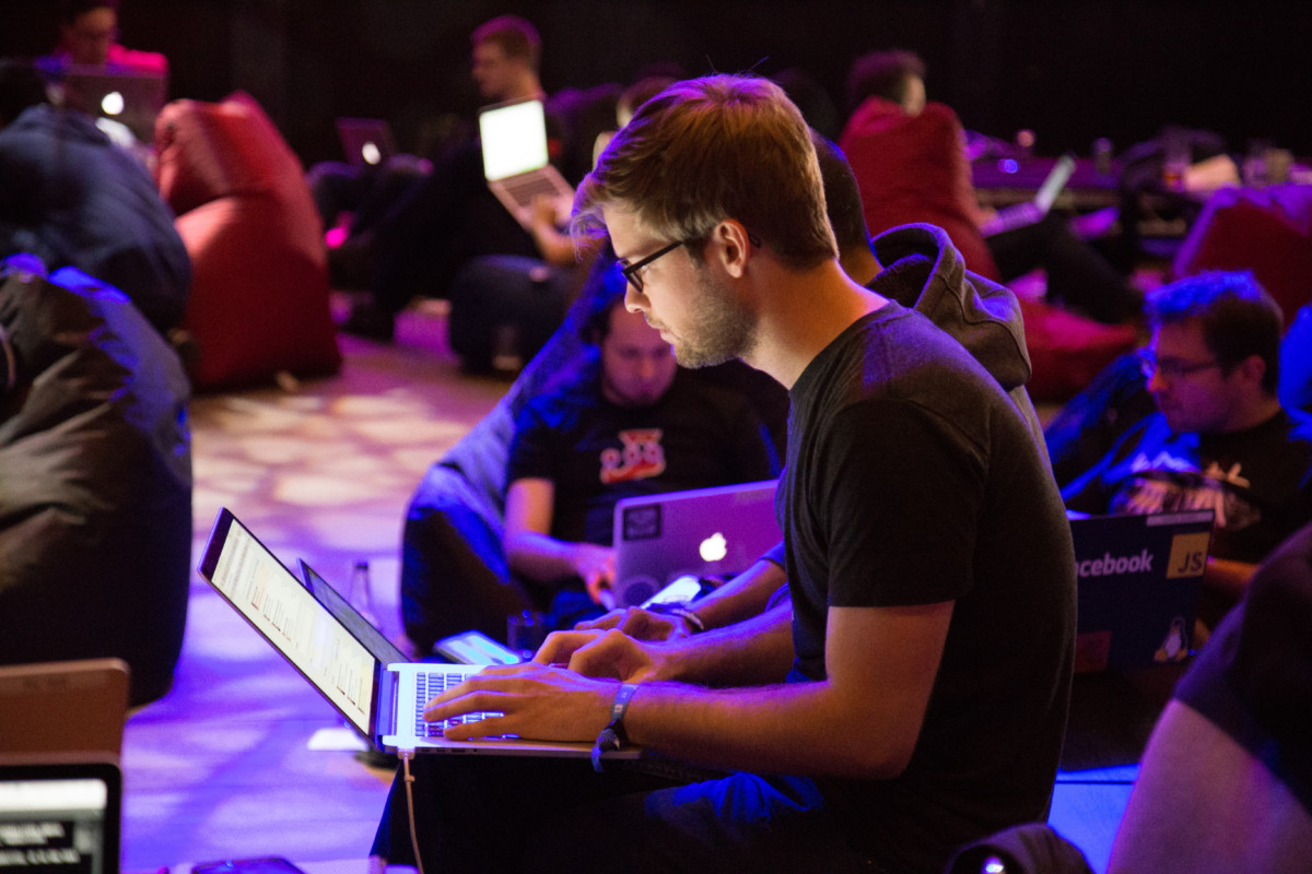 Hackertalálkozót rendeznek a hétvégén Budapesten