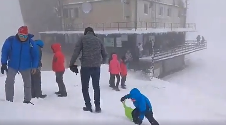 Hatalmas tél van már most Romániában – videók