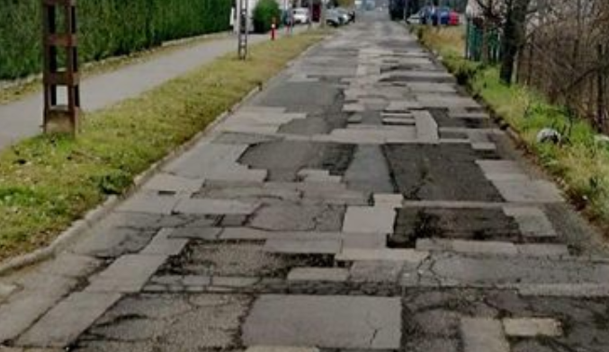 Az utak szörnyszülöttje Budapest legtöbbször kátyúzott utcája – így néz ki