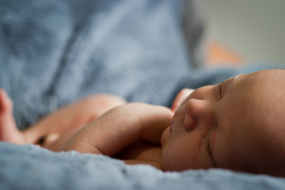 Újszülött kisbabát hagytak a békéscsabai kórházban