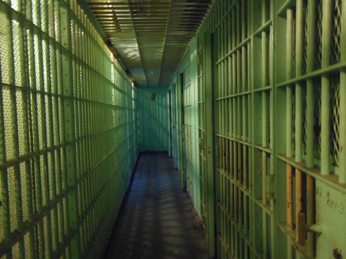 Agyonvertek egy 17 éves rabot a szirmabesenyői börtönben