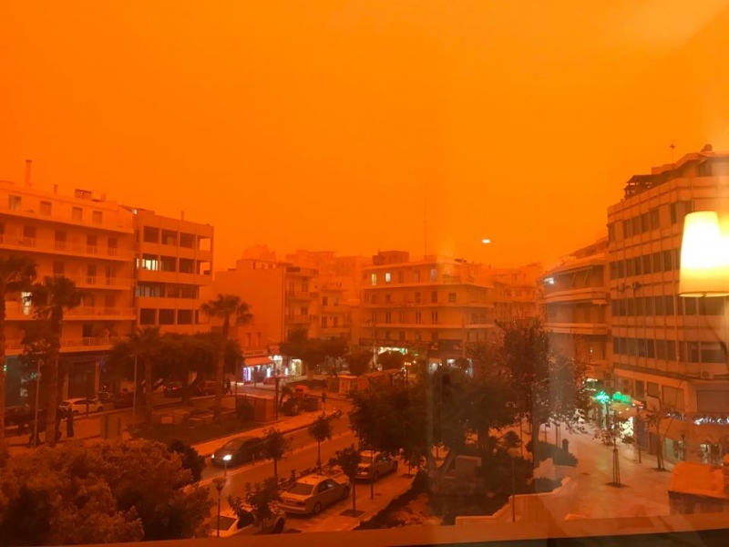 Brutális füst és homokvihar zúdult Krétára – pokoli fotók a helyszínről