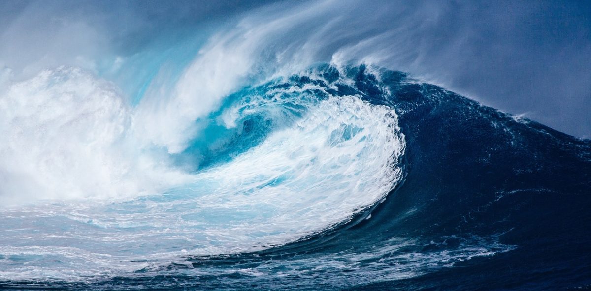 Nem készült még ennél lehengerlőbb videó az óceán erejéről