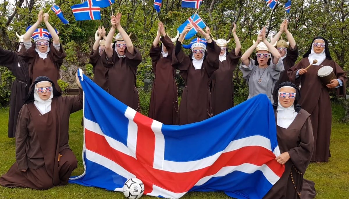 Még az apácák is ultrákként drukkoltak az izlandi válogatottnak – videó