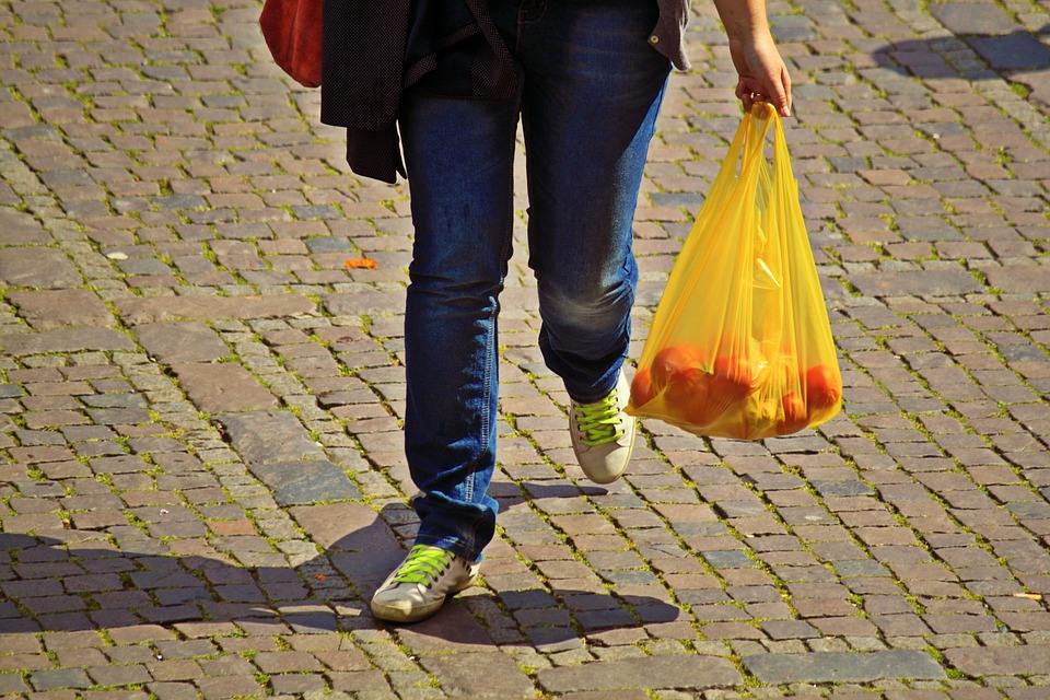 Betiltanák a műanyag zacskókat Magyarországon – itt a dátum