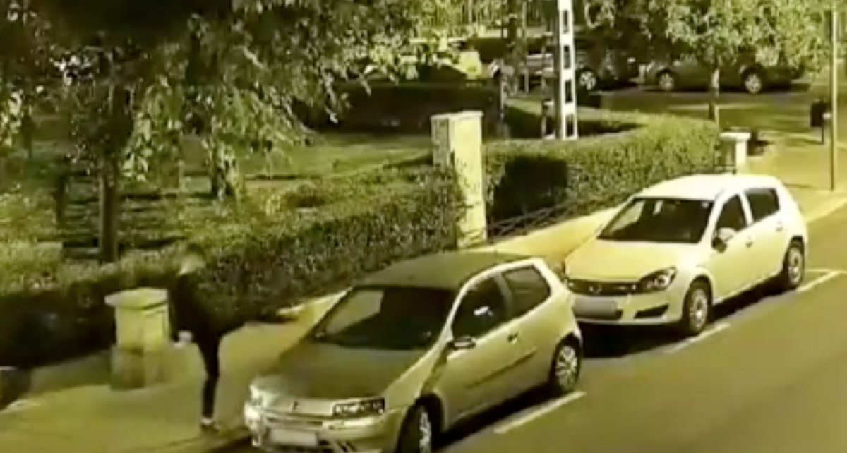 31 autót rúgott szét egy részeg fiú hajnalban Budapesten